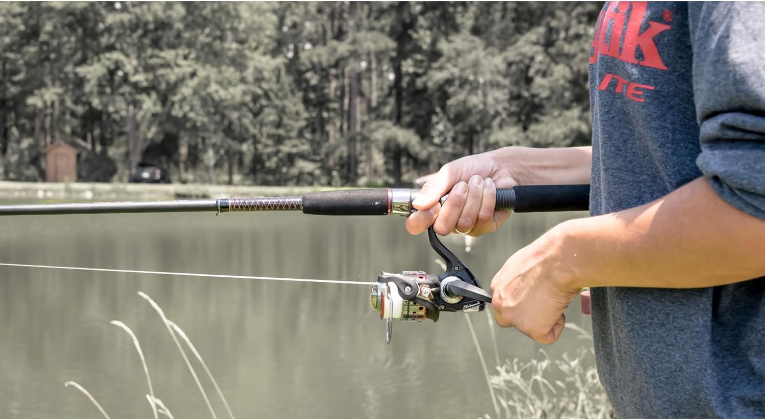 Ugly Stik GX2 Spinning Reel and Fishing Rod Combo - Image 9